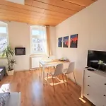 Urlaubsmagie - Ferienwohnung Rothirsch - Garten & Saisonaler Pool *