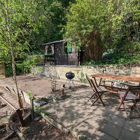 R3 - Urlaubsmagie - Helle Mit Garten & Pool Holiday home Rathmannsdorf