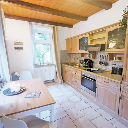 R3 - Urlaubsmagie - Helle Mit Garten & Pool Holiday home *