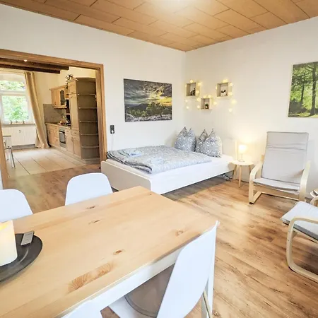 R3 - Urlaubsmagie - Helle Mit Garten & Pool Vakantiehuis Rathmannsdorf