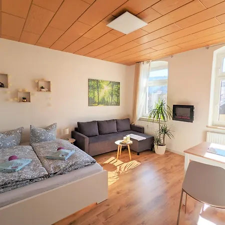 R3 - Urlaubsmagie - Helle Mit Garten & Pool * Rathmannsdorf