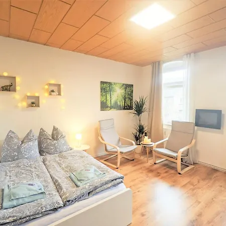 R3 - Urlaubsmagie - Helle Mit Garten & Pool Holiday home *
